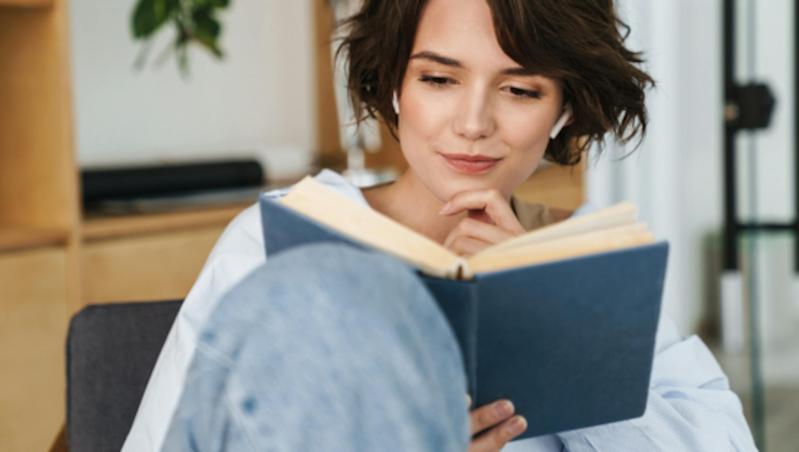 Five Books Every Real Estate Agent Should Read Now